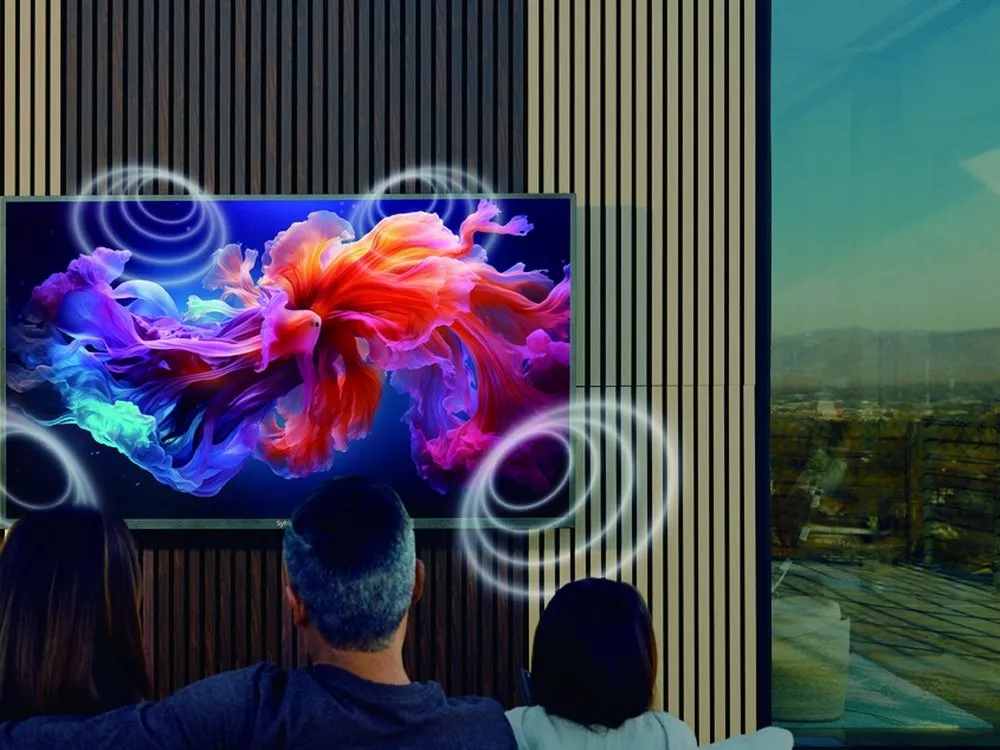 Vivid quantum-dot colour on a Sylvox Cinema Pro outdoor television seen from an outdoor lounge
