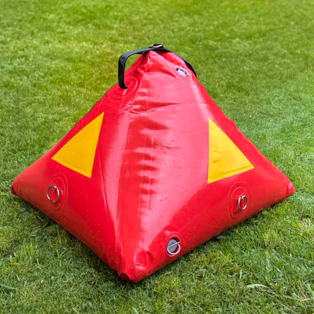 Large water fillable anchor for inflatabes or marques